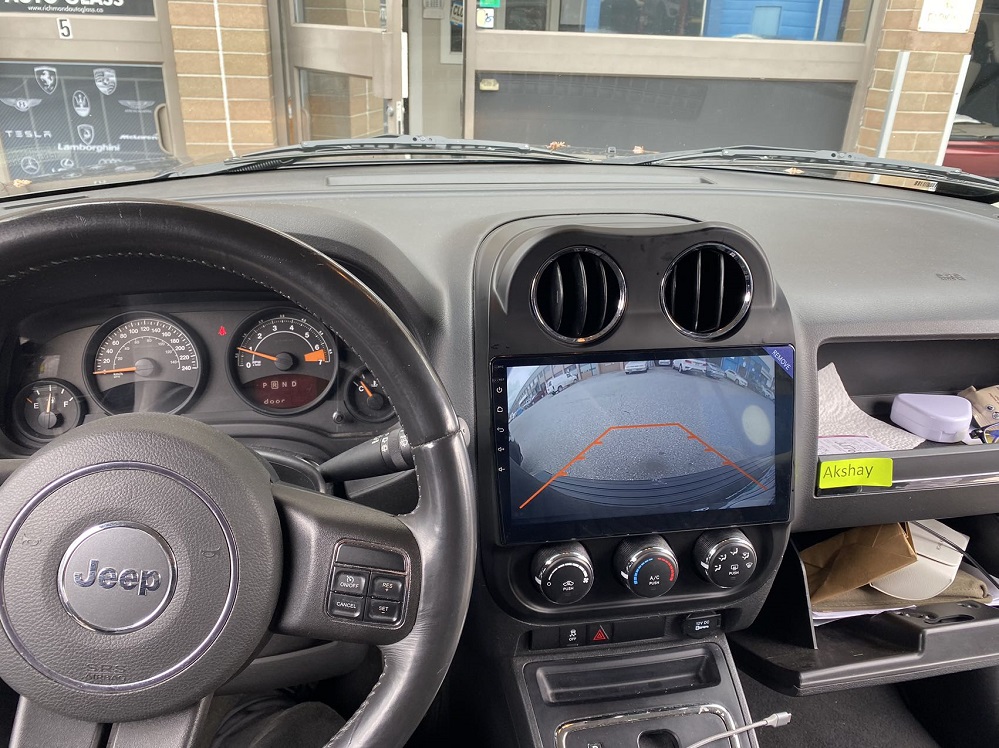 Jeep Compass or Patriot 2010 - 2016 Wireless CarPlay & Android Auto Stereo Receiver - Image 2