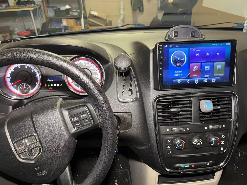 Dodge Caravan 2010 - 2018 Wireless CarPlay & Android Auto Stereo Receiver