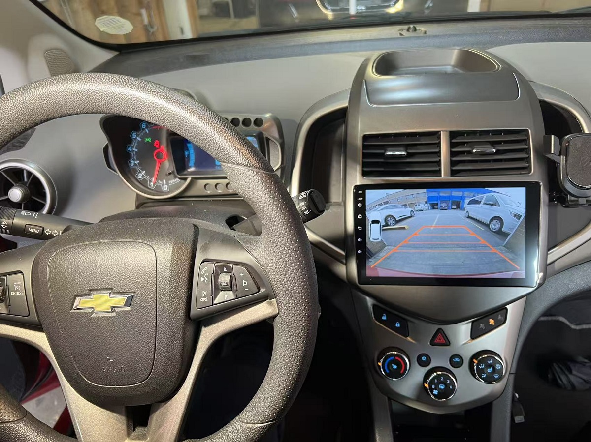 2012–2015 Chevrolet Sonic 9” QLED Car Stereo – Wireless Apple CarPlay & Android Auto - Image 3