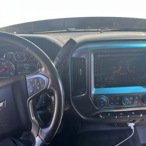 2014–2018 Chevrolet Silverado 10” QLED Car Stereo – Wireless Apple CarPlay & Android Auto
